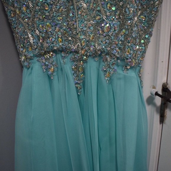 Aqua / blue prom dress - Picture 4 of 7